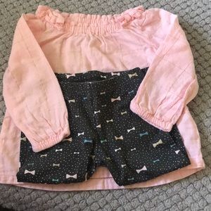 Baby shirt with leggings